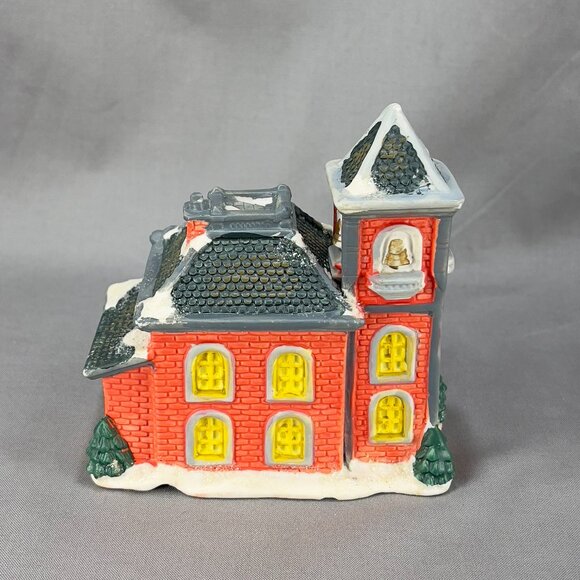 Cobblestone Corners Fire Station Ceramic Christmas Village Holiday Decor Y2K - Picture 5 of 16